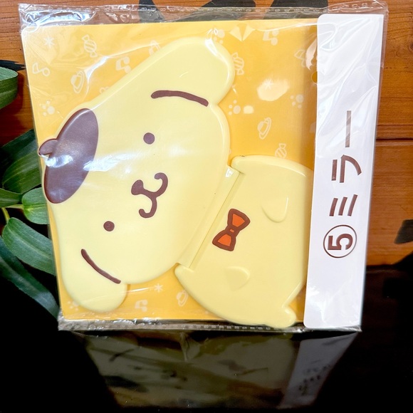 Sanrio Pompompurin purse mirror - Picture 1 of 4